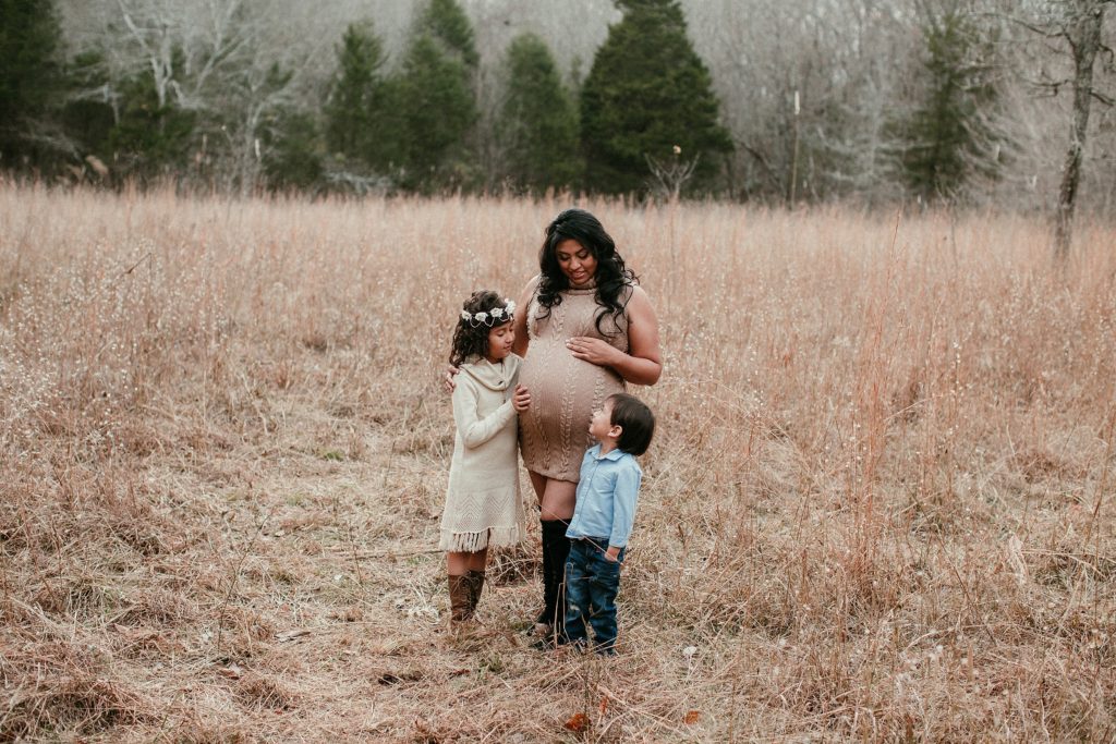Rylan's RIches Photography- Nashville Maternity Photographer